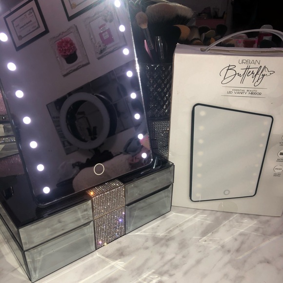 Vanity light desk - Picture 7 of 7